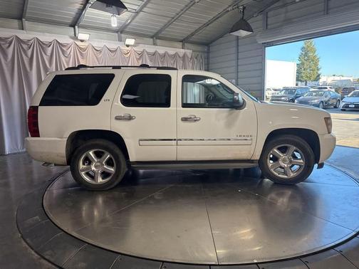 Summit White 2010 Chevrolet Tahoe LTZ