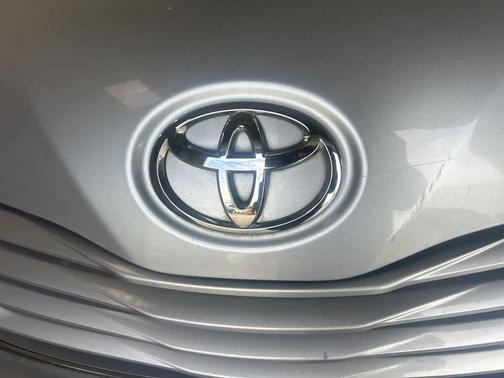 2017 Toyota Sienna LE