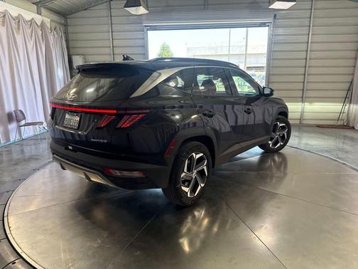 Black Pearl 2024 Hyundai TUCSON Hybrid Limited