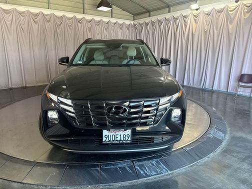 Black Pearl 2024 Hyundai TUCSON Hybrid Limited