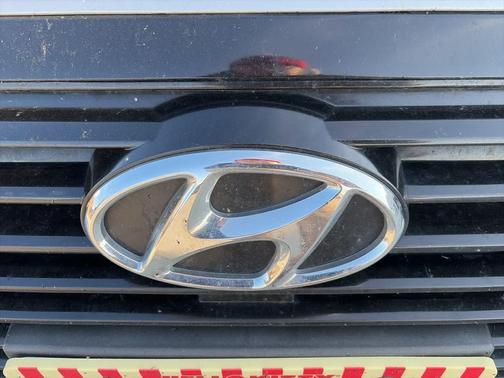 2018 Hyundai IONIQ Hybrid Blue