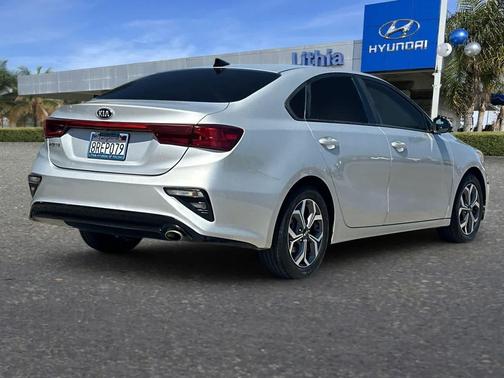 Silky Silver 2019 Kia Forte LXS