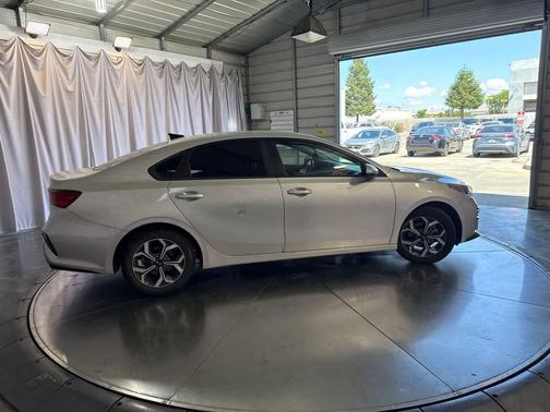Silky Silver 2019 Kia Forte LXS