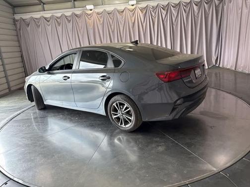 Gravity Gray 2022 Kia Forte LXS