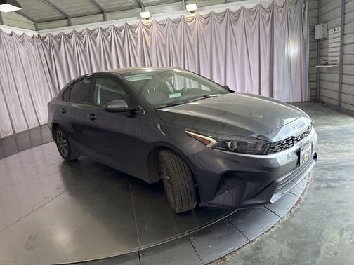 Gravity Gray 2022 Kia Forte LXS