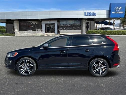 2017 Volvo XC60 T6 R-Design