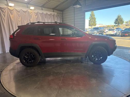 2017 Jeep Cherokee Trailhawk
