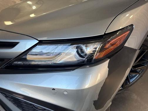 Celestial Silver/Midnight Black Metallic 2021 Toyota Camry XSE