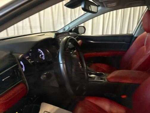 Celestial Silver/Midnight Black Metallic 2021 Toyota Camry XSE