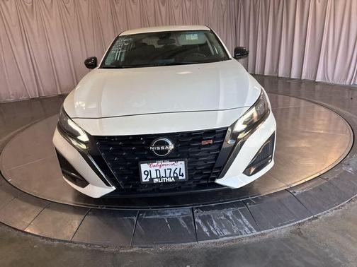 Pearl White Tricoat 2024 Nissan Altima 2.5 SR