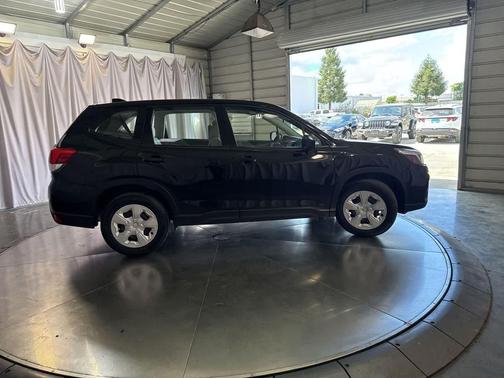 Crystal Black Silica 2021 Subaru Forester Base