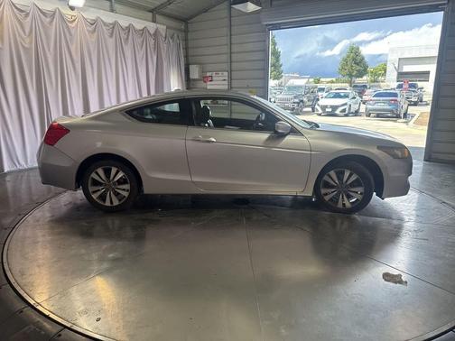 Alabaster Silver Metallic 2011 Honda Accord 2dr I4 Auto