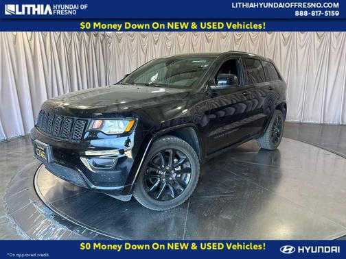 Diamond Black Crystal Pearlcoat 2020 Jeep Grand Cherokee Altitude
