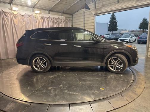 2018 Hyundai SANTA FE SE Ultimate
