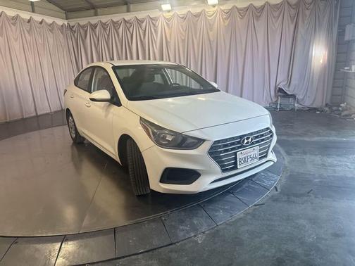 2019 Hyundai Accent SE