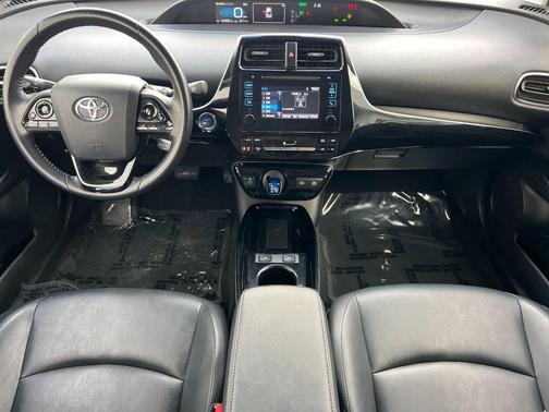 2019 Toyota Prius XLE