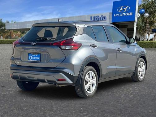 2023 Nissan Kicks S