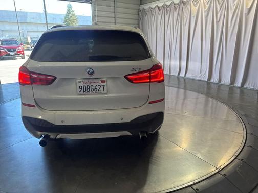 White 2017 BMW X1 xDrive 28i