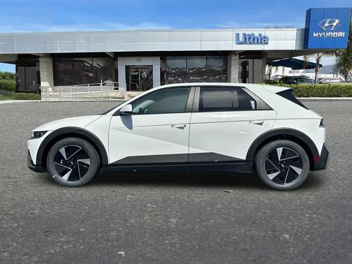 2025 Hyundai IONIQ 5 SE
