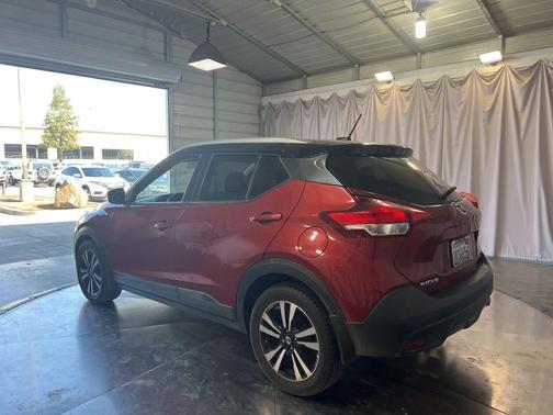 2019 Nissan Kicks SV