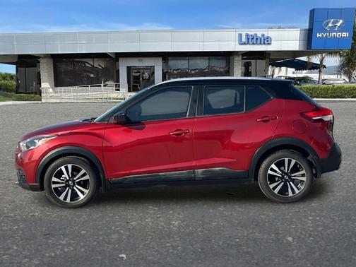 2019 Nissan Kicks SV
