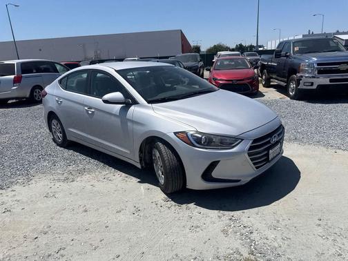 Symphony Air Silver 2017 Hyundai ELANTRA SE