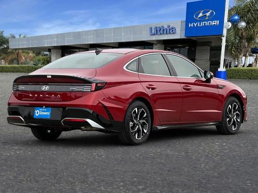 2025 Hyundai SONATA SEL