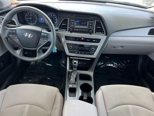 Quartz White Pearl 2015 Hyundai SONATA SE