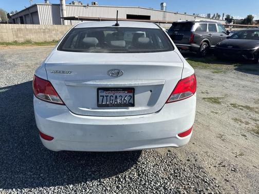 2016 Hyundai Accent SE