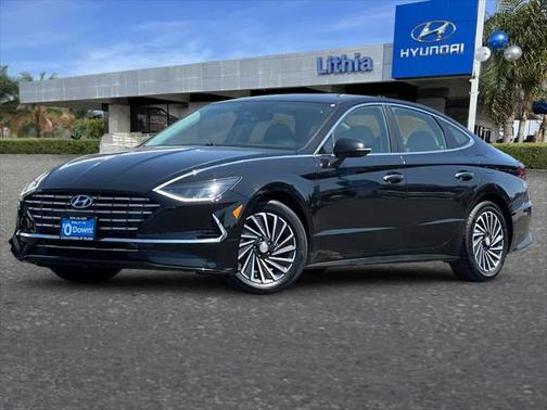 2022 Hyundai SONATA Hybrid SE