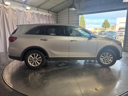 2019 Kia Sorento L