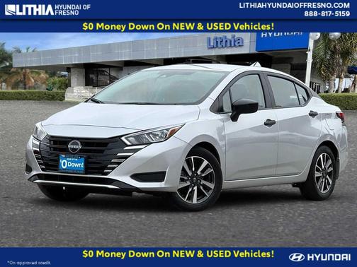 Brilliant Silver Metallic 2024 Nissan Versa 1.6 S