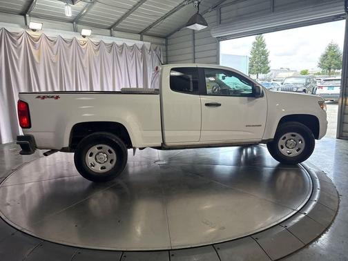 Summit White 2019 Chevrolet Colorado WT