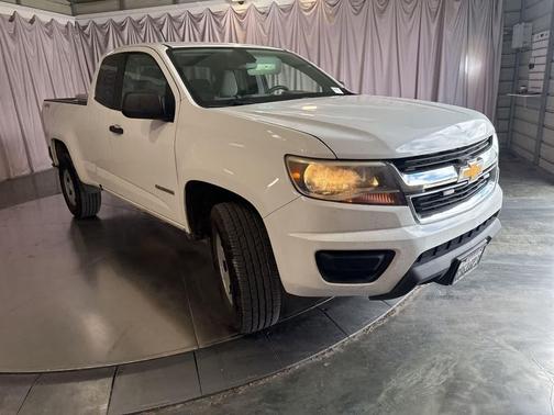 Summit White 2019 Chevrolet Colorado WT