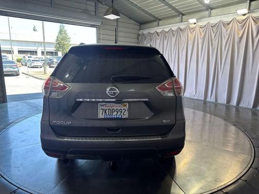 Gun Metallic 2015 Nissan Rogue SV