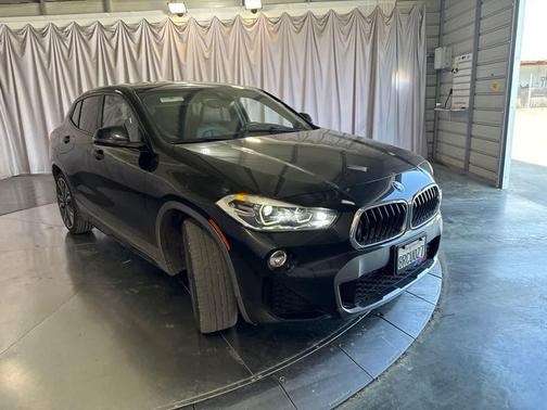 Black Sapphire Metallic 2020 BMW X2 sDrive28i