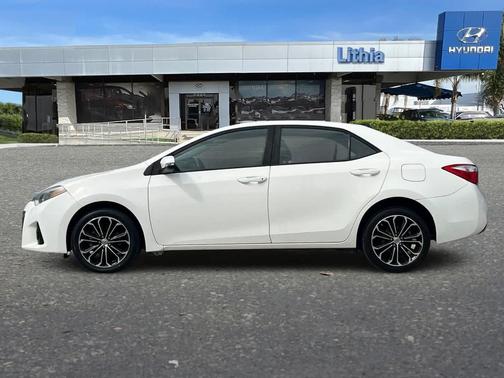 Super White 2016 Toyota Corolla S Plus