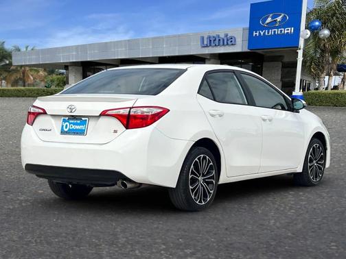 Super White 2016 Toyota Corolla S Plus
