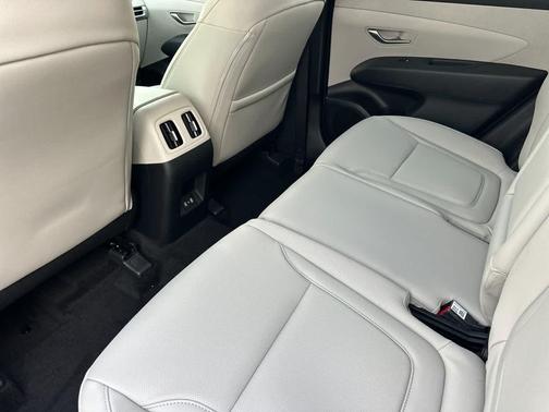 2026 Hyundai TUCSON SEL Convenience