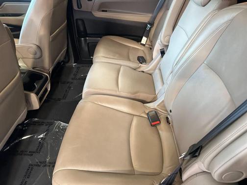 Forest Mist Metallic 2019 Honda Odyssey EX-L
