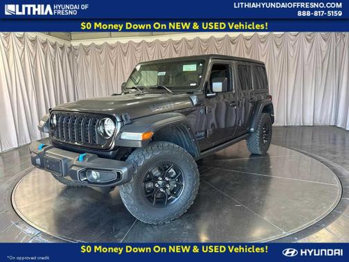 Granite Crystal Metallic Clearcoat 2024 Jeep Wrangler 4xe Willys