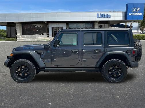 Granite Crystal Metallic Clearcoat 2024 Jeep Wrangler 4xe Willys
