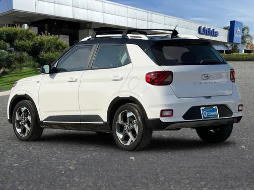 2023 Hyundai VENUE Limited