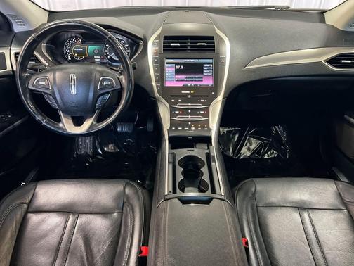 2016 Lincoln MKZ Base