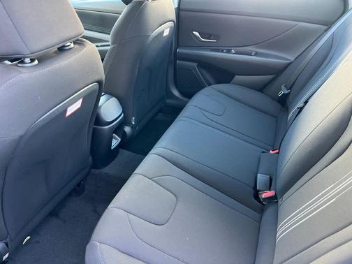 2025 Hyundai ELANTRA HEV Blue