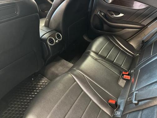 2019 Mercedes-Benz GLC 300 Base