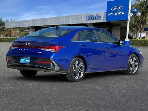 2024 Hyundai ELANTRA Limited