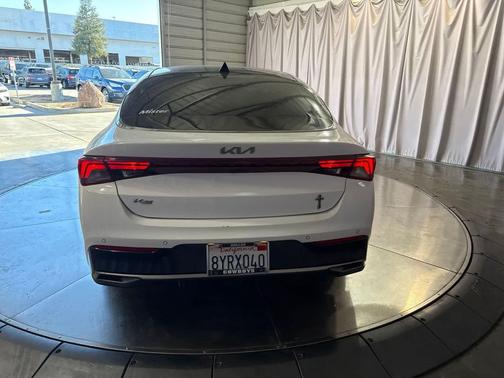 Glacial White Pearl 2022 Kia K5 EX