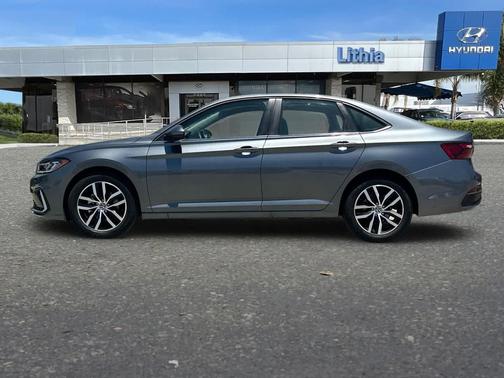 2026 Volkswagen Jetta 1.4T SE