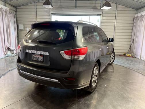 Magnetic Black 2015 Nissan Pathfinder